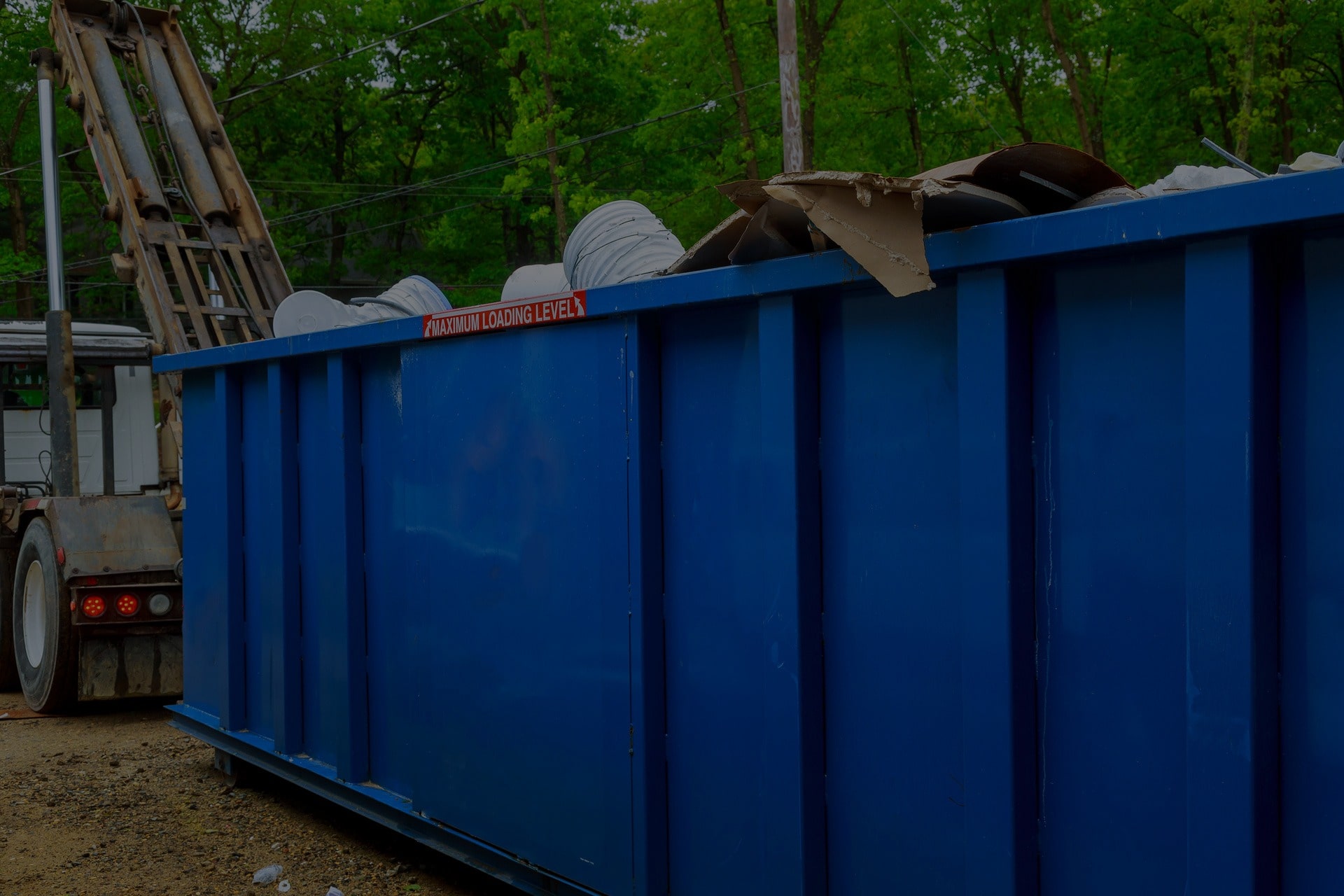 What Are Roll-Off Dumpsters?